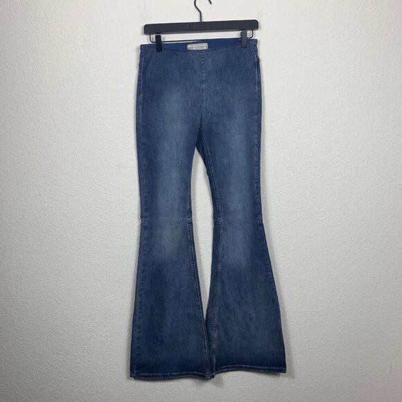 Free People Pull-On Flare Jeans – Size 26 - Picture 4 of 11